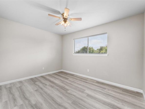 1429  Brook Valley Place , Dallas Texas 75232