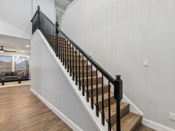 4017  Black Oak Drive , Carrollton Texas 75007