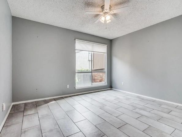 5604  Oak View Drive , Fort Worth Texas 76112