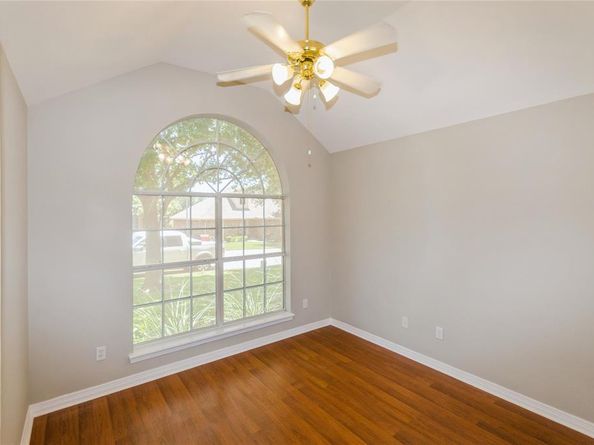 915  Cresthaven Drive  3, Cedar Hill Texas 75104