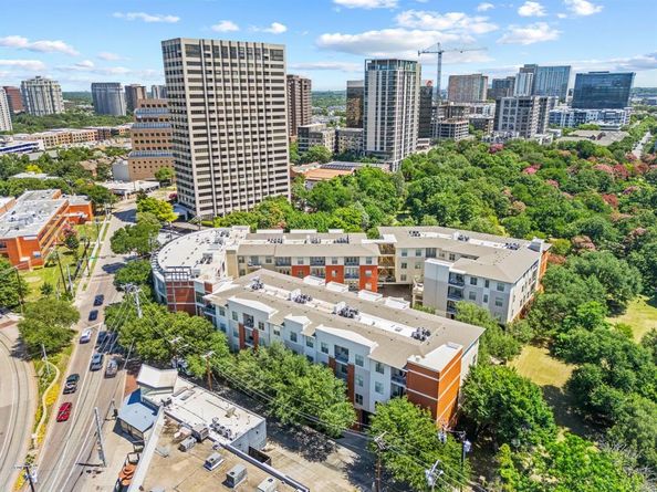2950  Mckinney Avenue  212, Dallas Texas 75204