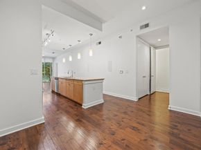 2950  Mckinney Avenue  212, Dallas Texas 75204