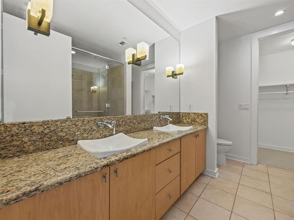 2950  Mckinney Avenue  212, Dallas Texas 75204