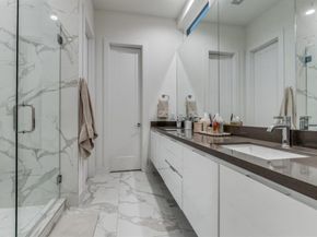 3081  Chimes Street , Dallas Texas 75219