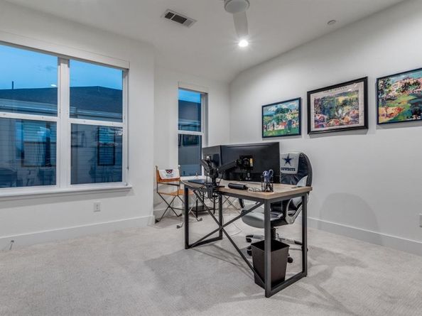 3081  Chimes Street , Dallas Texas 75219