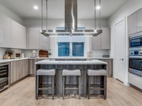 3081  Chimes Street , Dallas Texas 75219