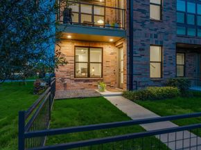 3081  Chimes Street , Dallas Texas 75219