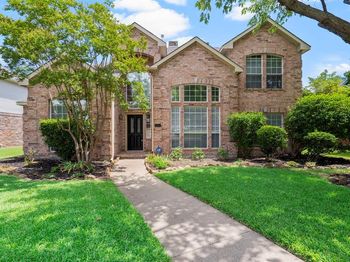 7832  Alderwood Place 
