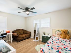 7017  Robinhood Lane , Fort Worth Texas 76112