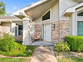 302  Hillside Court , Garland Texas 75043
