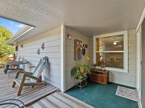 302  Hillside Court , Garland Texas 75043