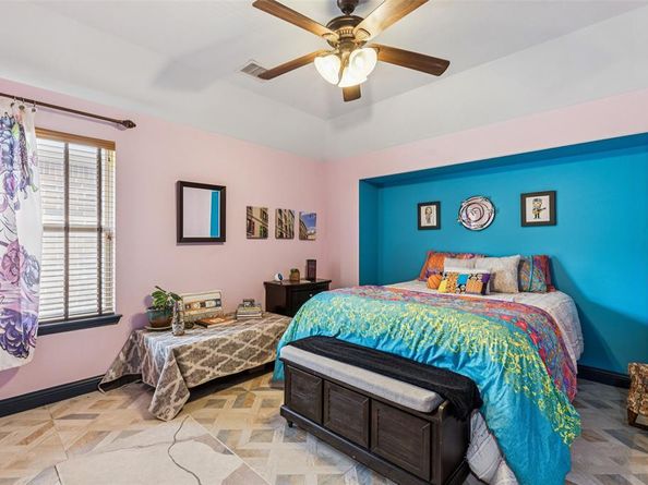 6536  Prairie Flower Trail , Dallas Texas 75227
