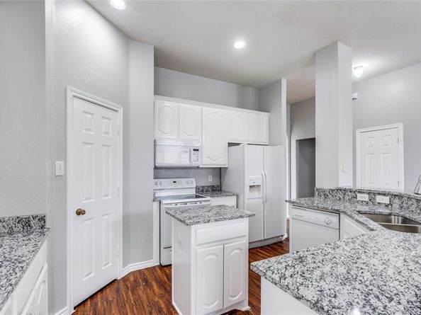 1700  Wylie Creek Drive , DeSoto Texas 75115