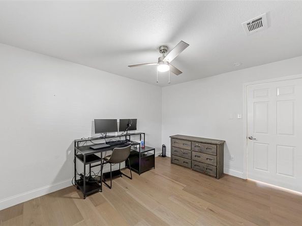 12211  Quincy Lane , Dallas Texas 75230