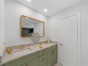 12211  Quincy Lane , Dallas Texas 75230