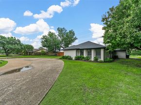 12211  Quincy Lane , Dallas Texas 75230