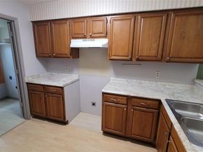 5021  Buttonwood Lane , Garland Texas 75043