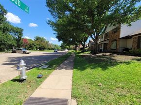 5021  Buttonwood Lane , Garland Texas 75043
