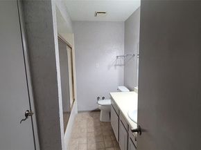 5021  Buttonwood Lane , Garland Texas 75043