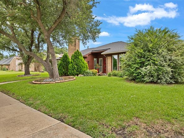 2316  Tamarisk Lane , Plano Texas 75023
