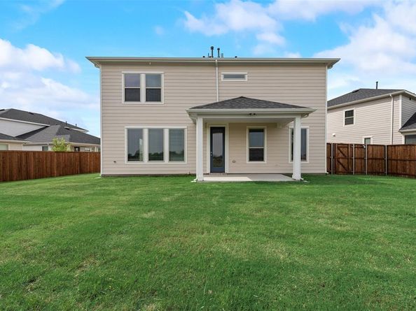 808  Hayes Court , Crowley Texas 76036