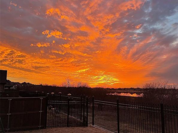 8336  Western  , The Colony Texas 75056