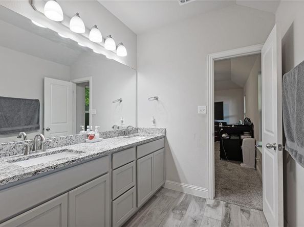 9221  White Settlement Road , White Settlement Texas 76108