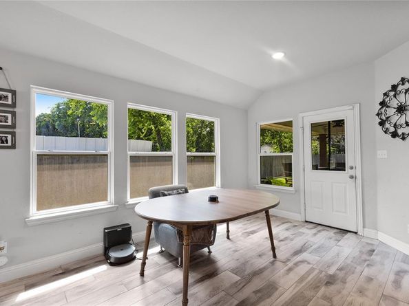 9221  White Settlement Road , White Settlement Texas 76108