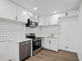 11832  Cromwell Drive , Dallas Texas 75234