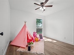 11832  Cromwell Drive , Dallas Texas 75234