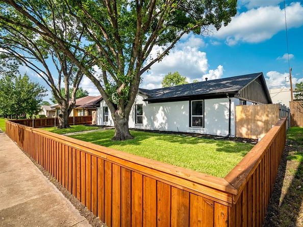 11832  Cromwell Drive , Dallas Texas 75234
