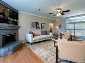 1922  Hidden Trail Drive , Lewisville Texas 75067
