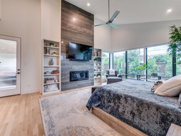 3918  Lively Lane , Dallas Texas 75220