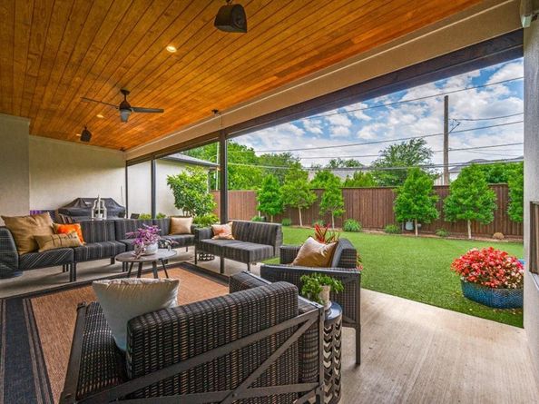 3918  Lively Lane , Dallas Texas 75220