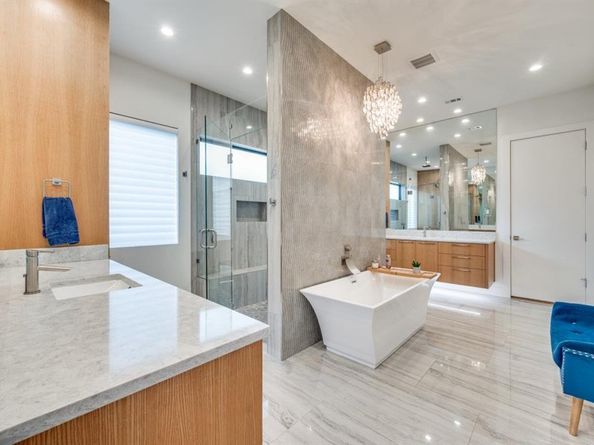 3918  Lively Lane , Dallas Texas 75220