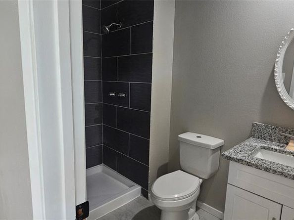 402  Ivy Way , Garland Texas 75043