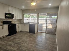 402  Ivy Way , Garland Texas 75043