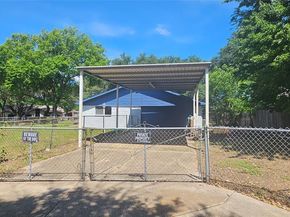 402  Ivy Way , Garland Texas 75043