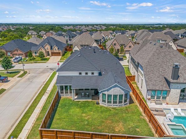 9300  Pecan Woods Trail , Argyle Texas 76226