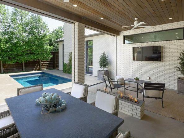 5523  Greenbrier Drive , Dallas Texas 75209