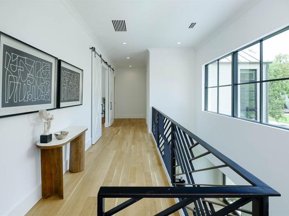 5523  Greenbrier Drive , Dallas Texas 75209