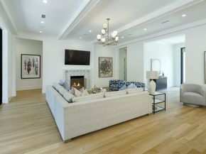 5523  Greenbrier Drive , Dallas Texas 75209