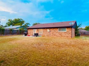 1105  Andrew Street , Crowley Texas 76036