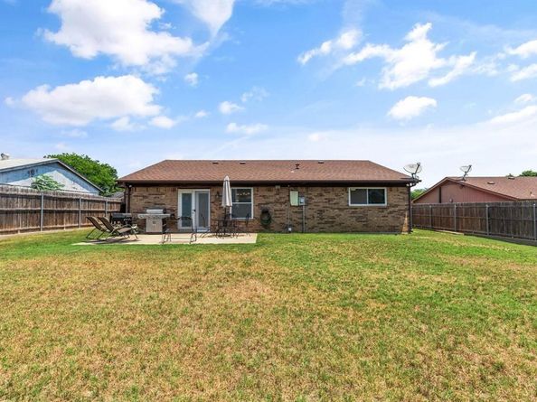 1105  Andrew Street , Crowley Texas 76036