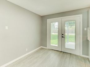 1916  Melissa Street , Arlington Texas 76010