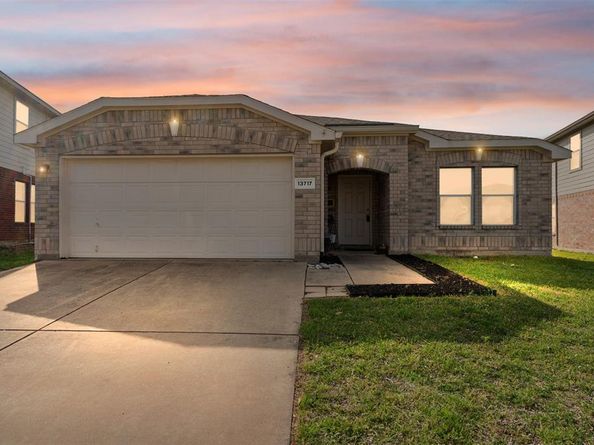 13717  Canyon Ranch Road , Fort Worth Texas 76262
