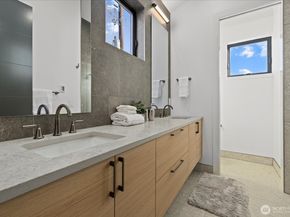 2405 E Fir Street, Seattle WA 98122