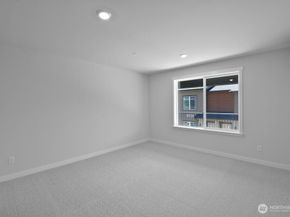 13217 NE 127th Court B, Kirkland WA 98034