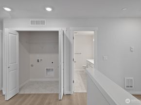 13217 NE 127th Court B, Kirkland WA 98034