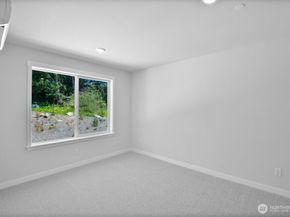 13217 NE 127th Court B, Kirkland WA 98034
